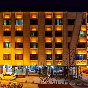 Dem Airport Hotel